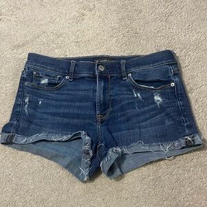 Lightly worn Abercrombie & Fitch size 28/2 jean shorts